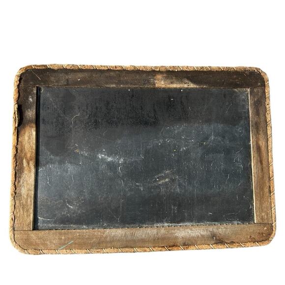Vintage wooden slate chalkboard, handheld - Picture 4 of 9